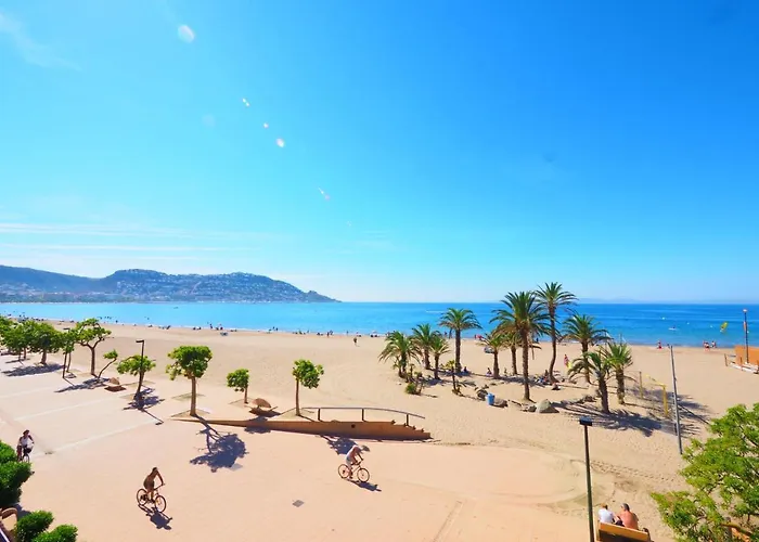 Lejlighed Platja De Roses-5 By Interhome