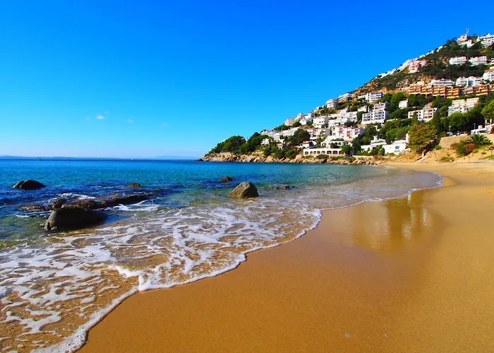Platja De Roses-5 By Interhome Lejlighed *