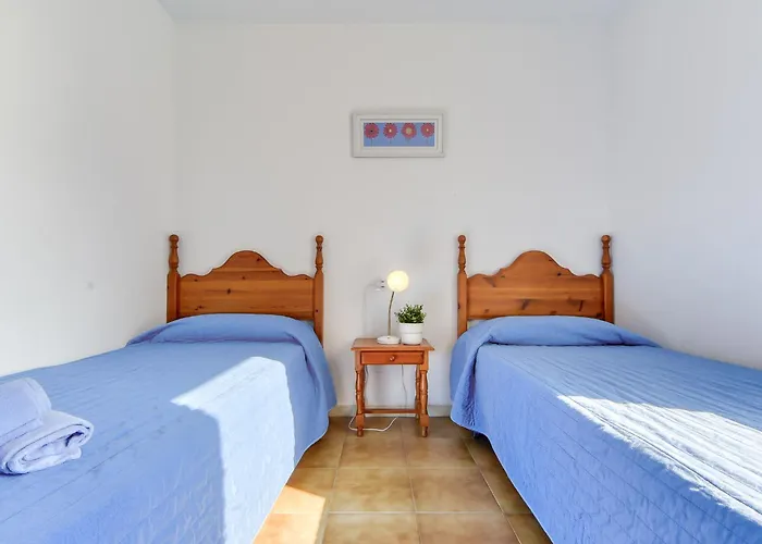 Lejlighed Platja De Roses-5 By Interhome *